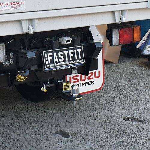 light-trucks-towbars